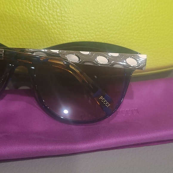 New Emilio Pucci Sunglasses $385 - Picture 3 of 7